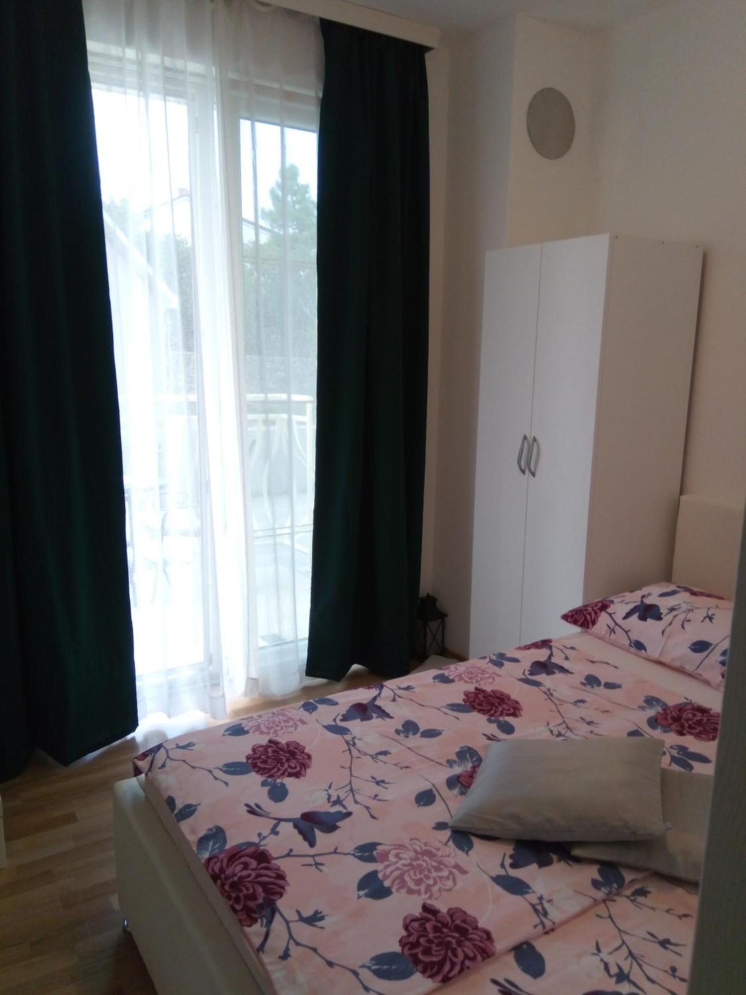Ana Rooms Krk Town Eksteriør bilde