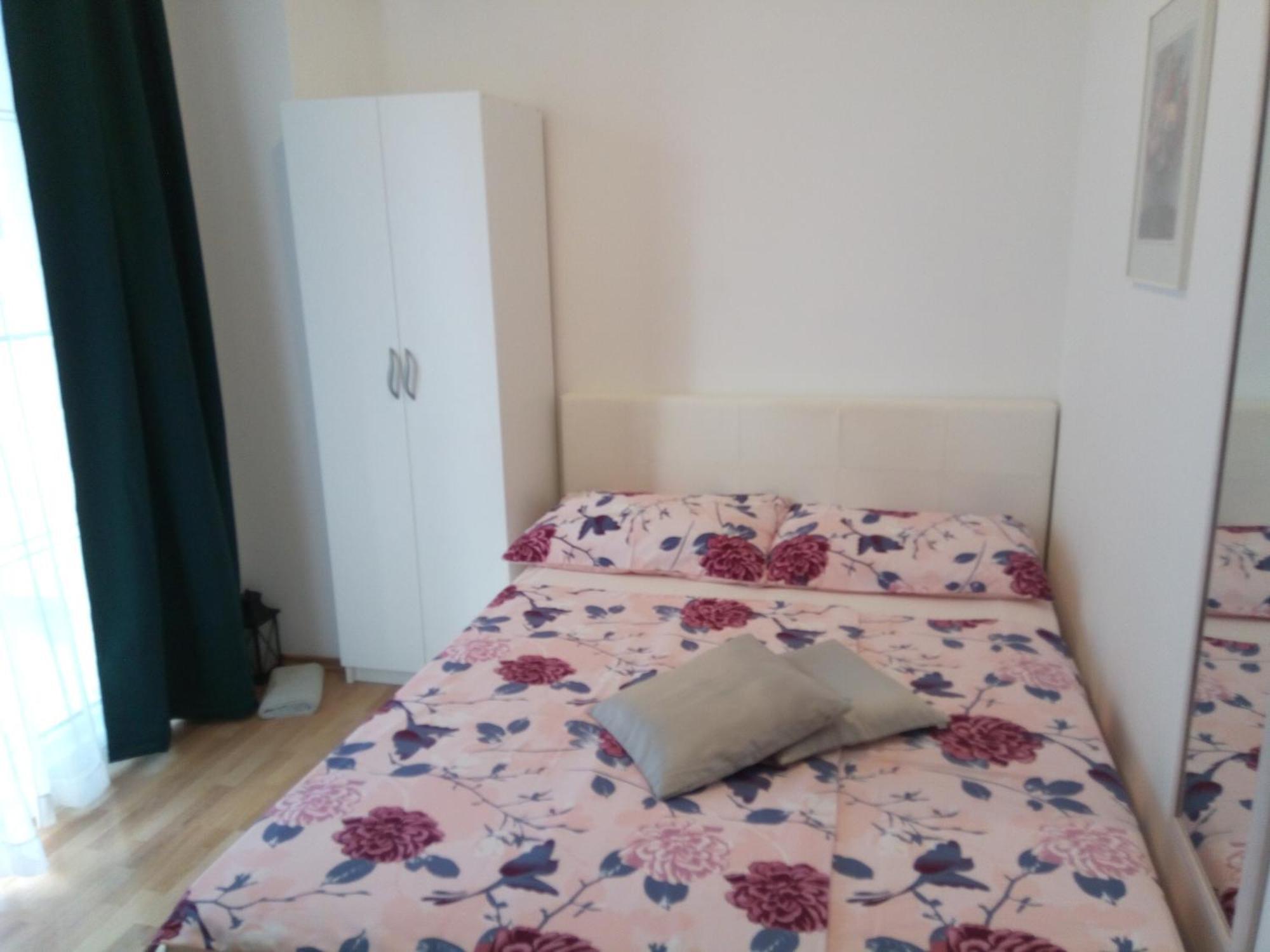 Ana Rooms Krk Town Eksteriør bilde