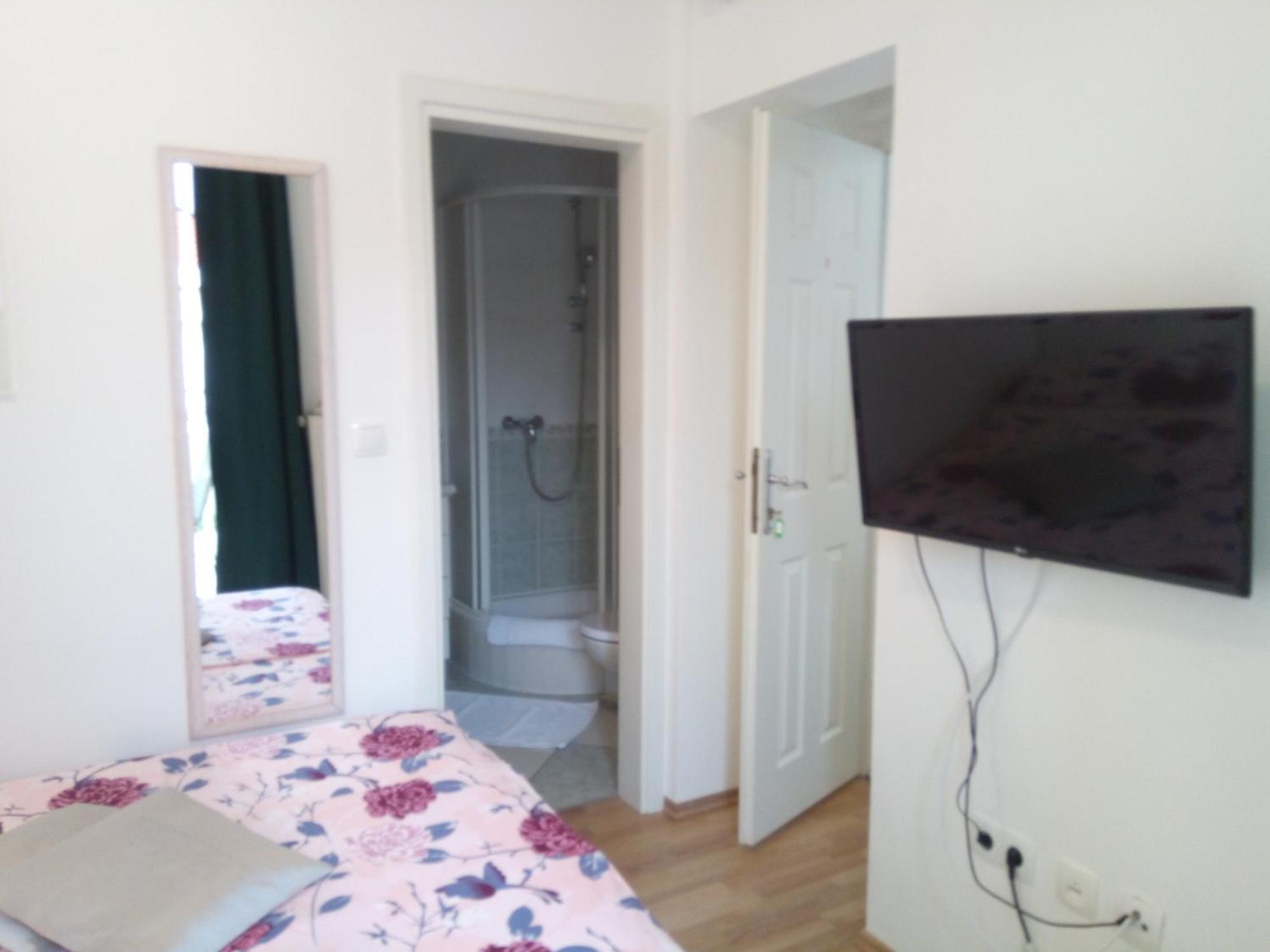 Ana Rooms Krk Town Rom bilde