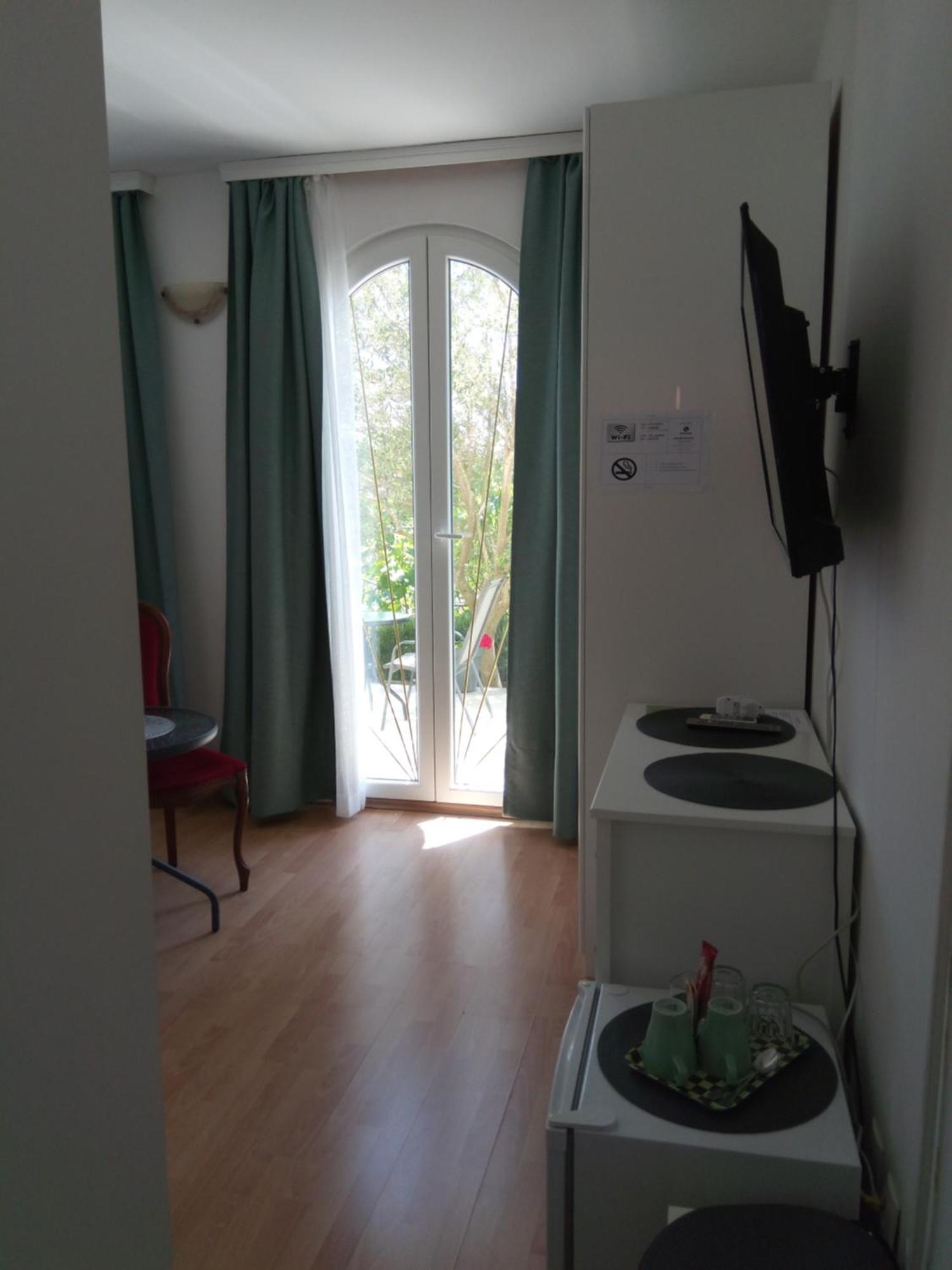 Ana Rooms Krk Town Rom bilde