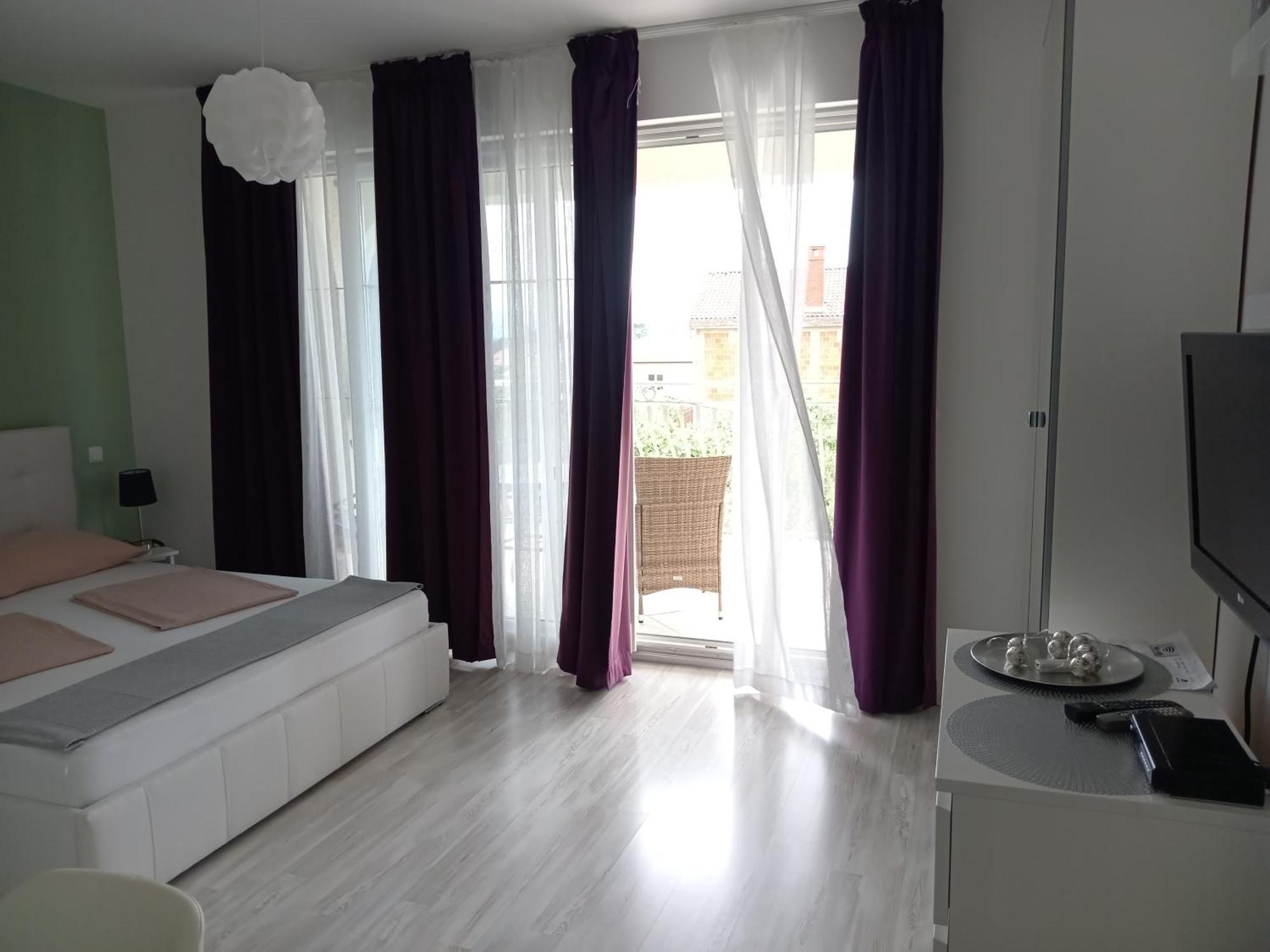 Ana Rooms Krk Town Eksteriør bilde