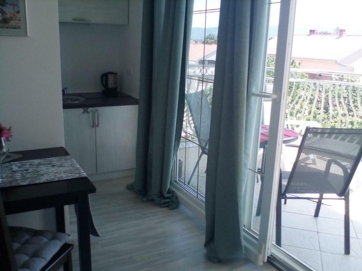 Ana Rooms Krk Town Eksteriør bilde